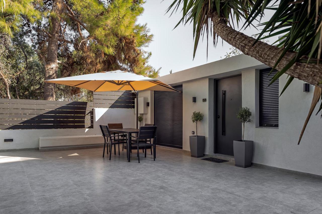 Kavouri Seaside Luxury